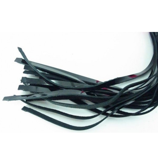 Плеть из лака с розовым мехом BDSM Light - 43 см. Плеть из лака с розовым мехом BDSM Light - 43 см.