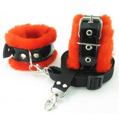 Набор на кровать с красным мехом BDSM Light