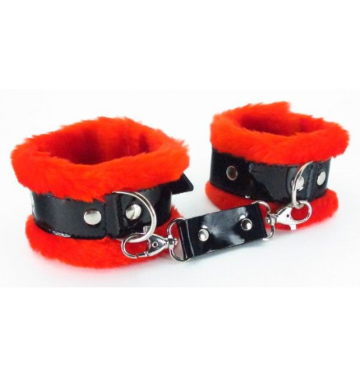 Красные наручники с мехом BDSM Light