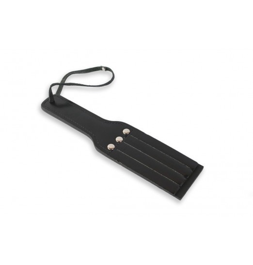 Чёрная кожаная шлёпалка - 23 см.