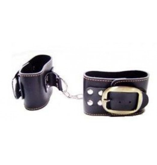 Наручники с ремнями из кожзама
