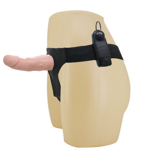 Реалистичный полый фаллоимитатор на трусиках Ultra Passionate Harness - 15 см.