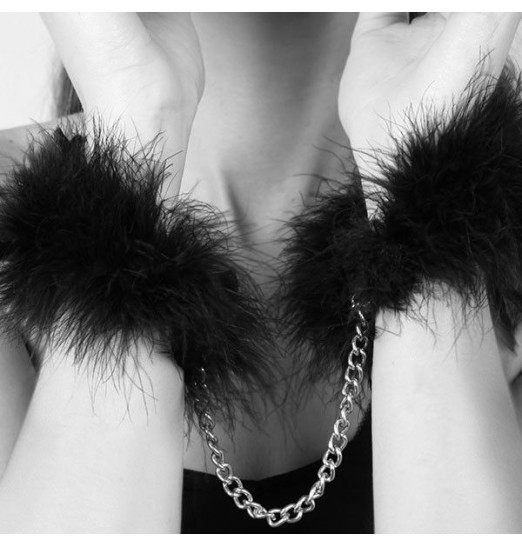 Перьевые наручники Za Za Zu Feather Handcuffs Bijoux