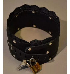 Чёрный ошейник на замке с кружевом