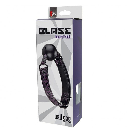 Пластиковый кляп-шар с отверстиями для дыхания и фиксирующими полиуретановыми ремнями