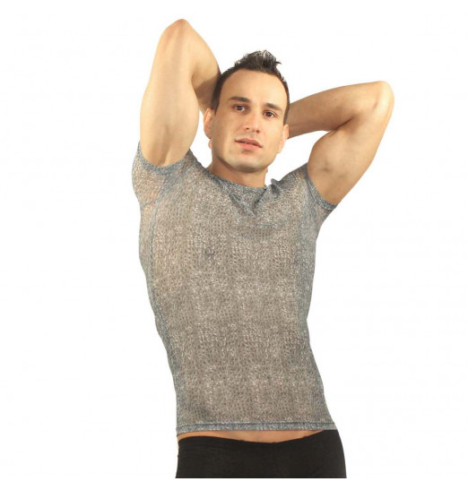 Серая мужская футболка в облипку