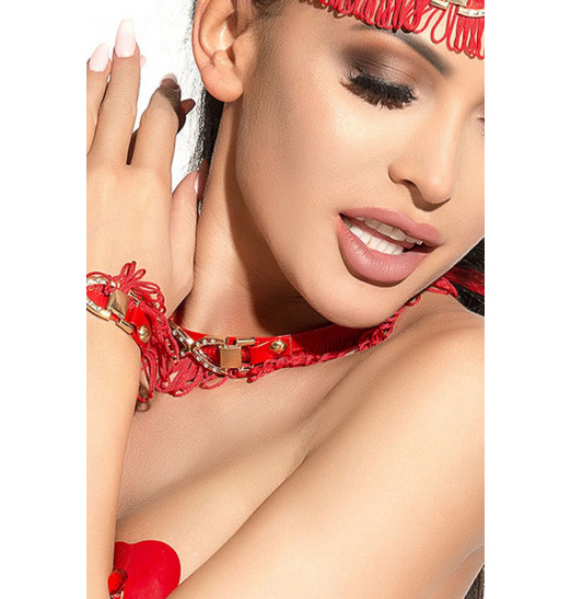 Чокер с золотистыми элементами Arabesque