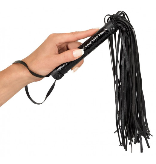 Чёрная многохвостая плеть из полиуретана - 39 см.