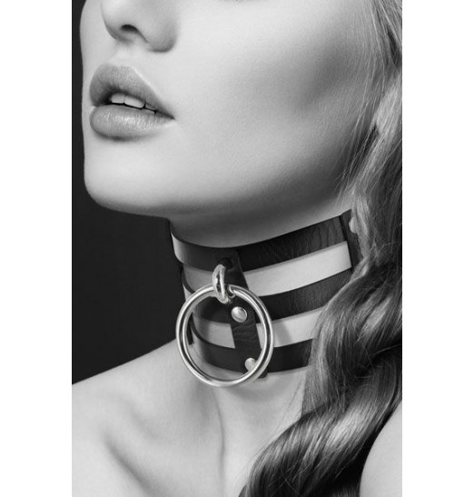 Чёрный тройной чокер с большим кольцом Чёрный тройной чокер с большим кольцом