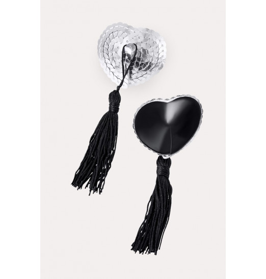 Соблазнительные пэстисы в форме сердец с кисточками Соблазнительные пэстисы в форме сердец с кисточками