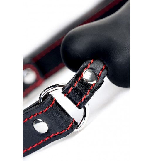 Черный кляп-трензельTOYFA Theatre в виде косточки